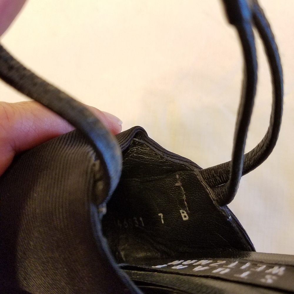 Stuart Weitzman Black Sling 7M - Picture 6 of 6